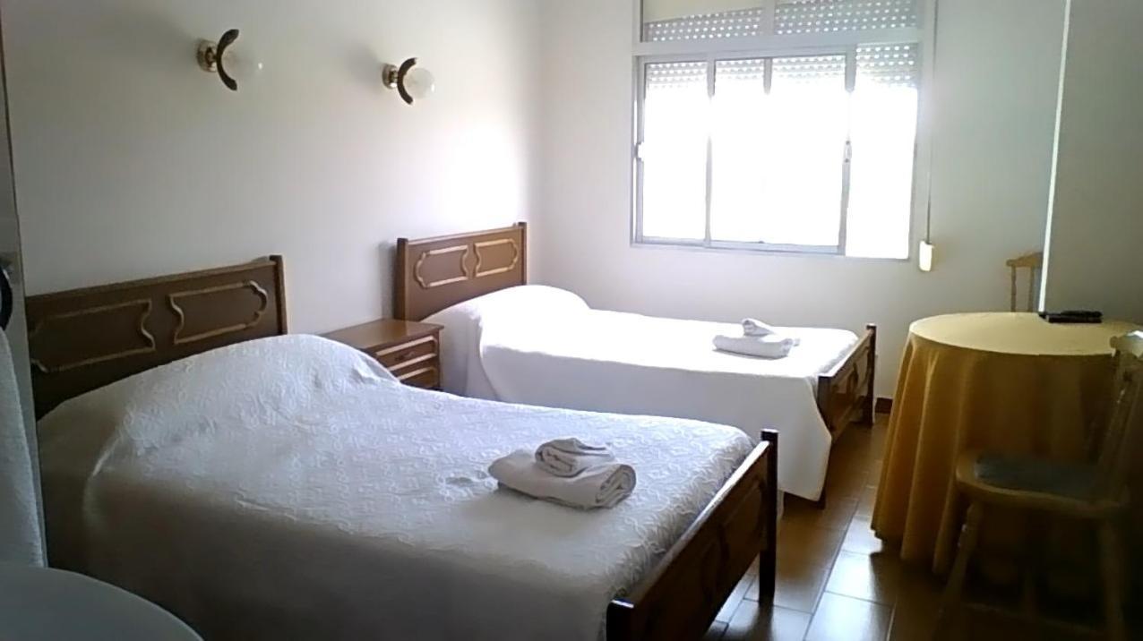 Hostal Restaurante Galicia Villardefrades Kültér fotó